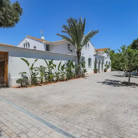 Maison San Alfredo Bed & Breakfast *