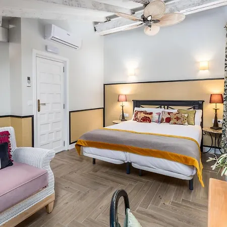 Bed and breakfast Maison San Alfredo 4*
